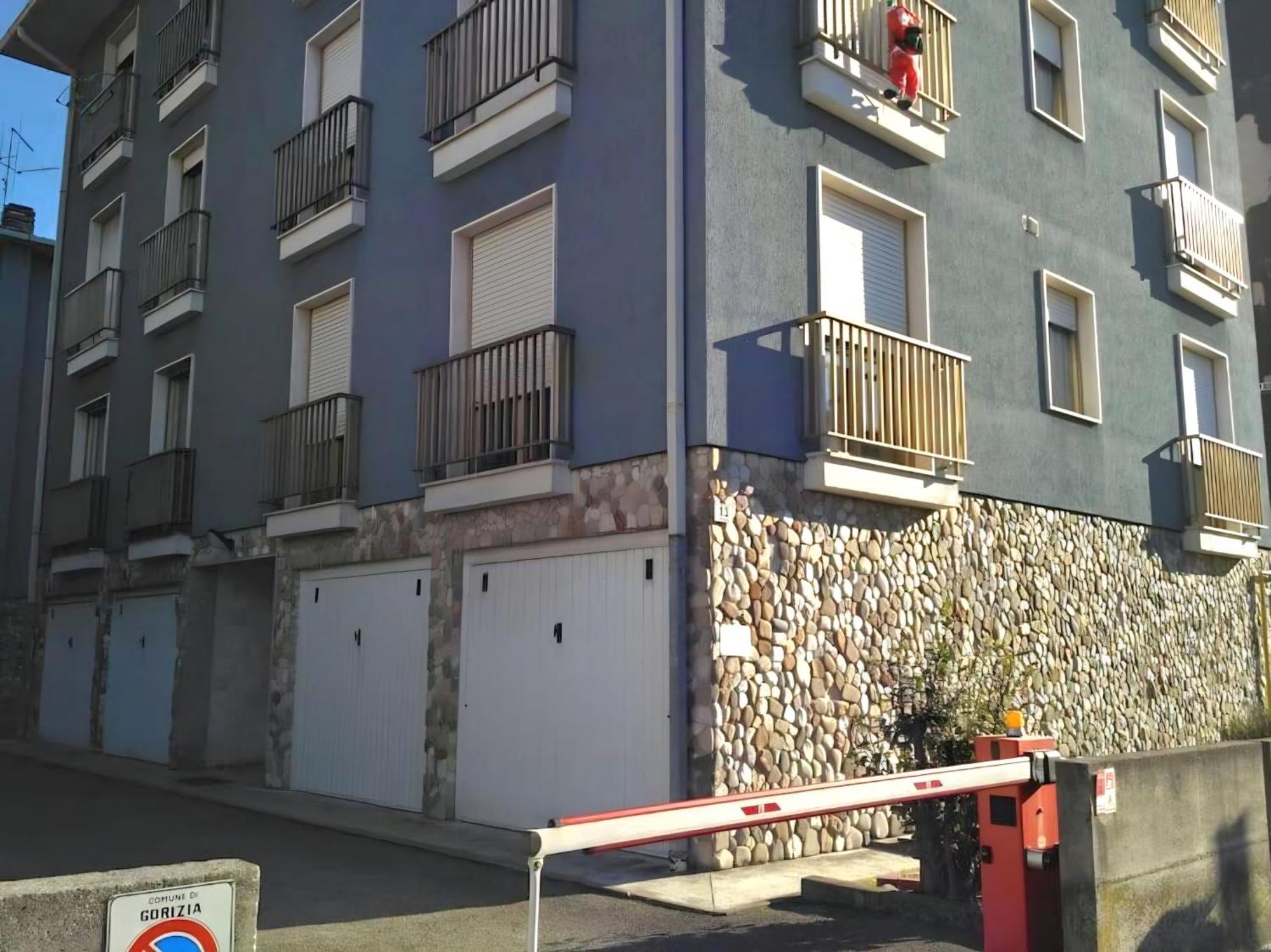 Gorizia Central Luxe Apartment 6 Posti Letto Bagian luar foto