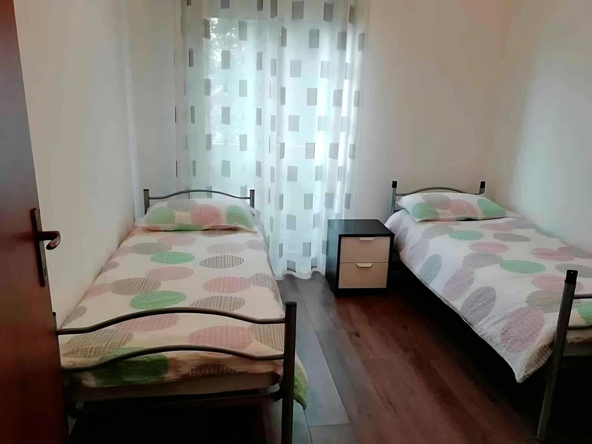 Gorizia Central Luxe Apartment 6 Posti Letto Bagian luar foto